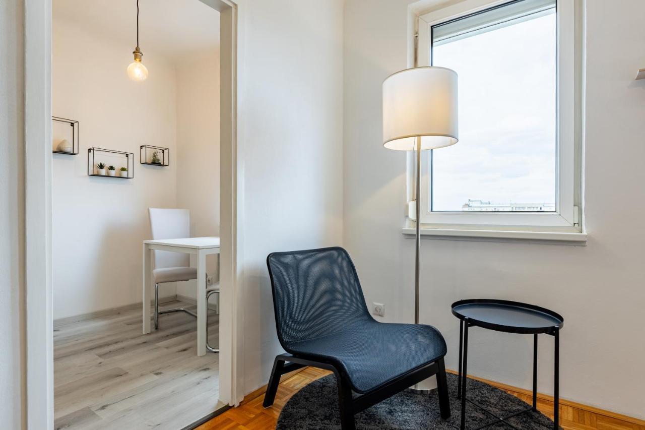New With A View - Modern Studio Bécs Kültér fotó
