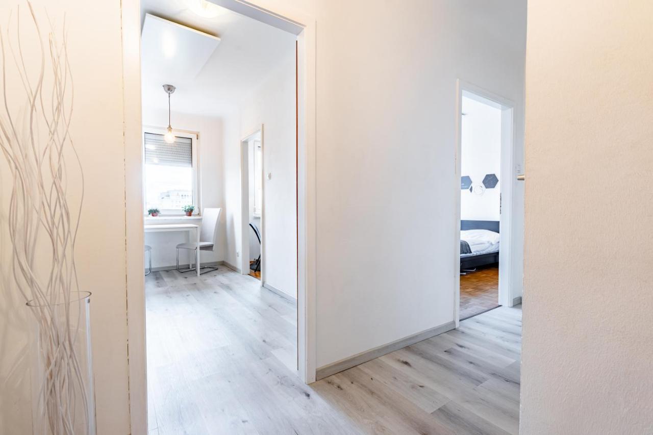 New With A View - Modern Studio Bécs Kültér fotó